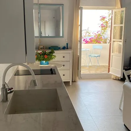 Ibiscus Chora Housemyconos *
